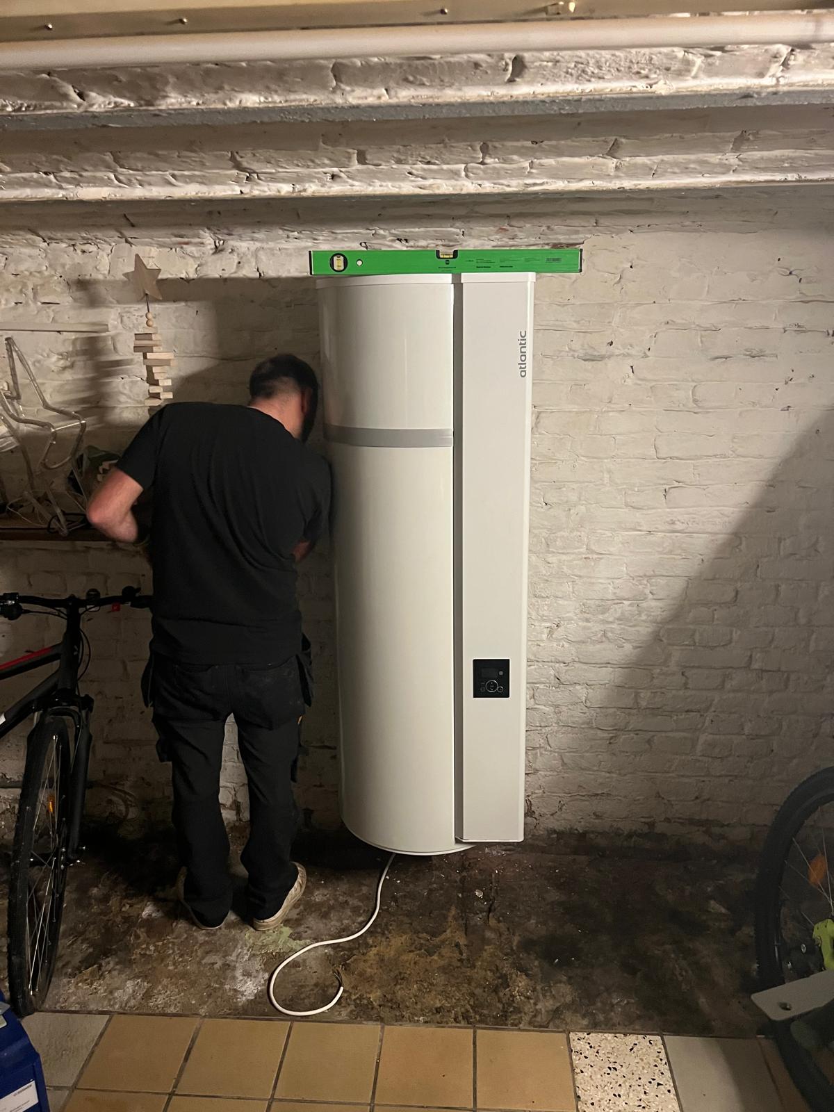 Installation boiler thermodynamique - JF Chauffage
